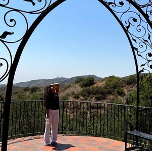 Meet your Posher, Miakoda